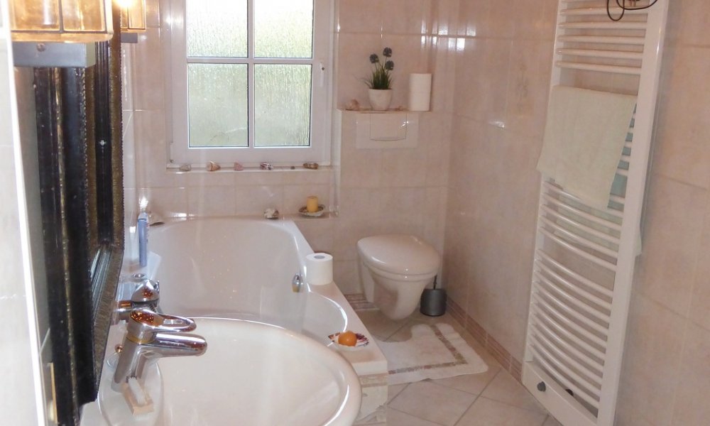 Bauernhaus in ruhiger Lage, Schnäppchen und Provisionsfrei