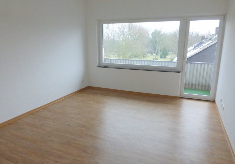 RESERVIERT!! Ich bin ganz frisch und hochwertig saniert! KEINE Provision!